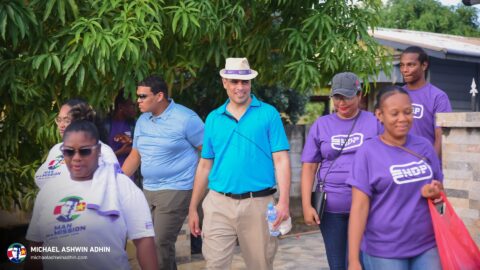 https://michaelashwinadhin.com/wp-content/uploads/2025/03/MAA-Huis-aan-Huis-Welgelegen-23-03-2025-Michael-Ashwin-Adhin-NDP-Suriname-41.jpg