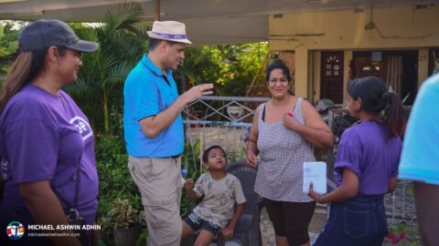 https://michaelashwinadhin.com/wp-content/uploads/2025/03/MAA-Huis-aan-Huis-Welgelegen-23-03-2025-Michael-Ashwin-Adhin-NDP-Suriname-44.jpg