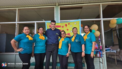 https://michaelashwinadhin.com/wp-content/uploads/2025/03/Nationale-Voorleesdag-4-maart-2025-Michael-Ashwin-Adhin-NDP-Suriname-18.jpg