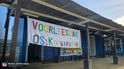 https://michaelashwinadhin.com/wp-content/uploads/2025/03/Nationale-Voorleesdag-OS-Koewarasan-4-maart-2025-Michael-Ashwin-Adhin-NDP-Suriname-1.jpg