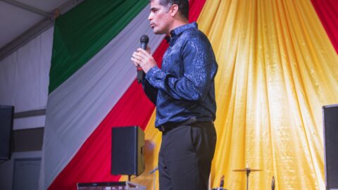 https://michaelashwinadhin.com/wp-content/uploads/2025/03/Phagwa-Boodschap-Sportcomplex-Kwatta-13-03-2025-Michael-Ashwin-Adhin-NDP-Suriname-12.jpg