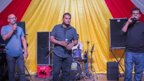 https://michaelashwinadhin.com/wp-content/uploads/2025/03/Phagwa-Boodschap-Sportcomplex-Kwatta-13-03-2025-Michael-Ashwin-Adhin-NDP-Suriname-23.jpg