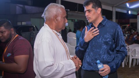 https://michaelashwinadhin.com/wp-content/uploads/2025/03/Phagwa-Boodschap-Sportcomplex-Kwatta-13-03-2025-Michael-Ashwin-Adhin-NDP-Suriname-6.jpg