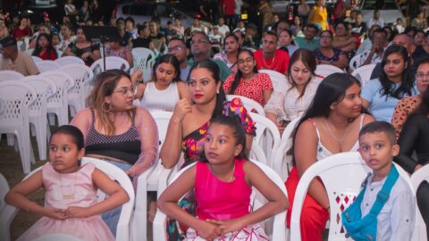 https://michaelashwinadhin.com/wp-content/uploads/2025/03/Phagwa-Boodschap-Sportcomplex-Kwatta-13-03-2025-Michael-Ashwin-Adhin-NDP-Suriname-9.jpg