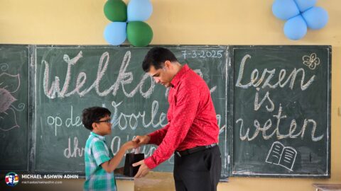 https://michaelashwinadhin.com/wp-content/uploads/2025/03/Voorleesdag-OS-Maretraite-school-Paramaribo-7-maart-2025-Michael-Ashwin-Adhin-NDP-Suriname-23.jpg