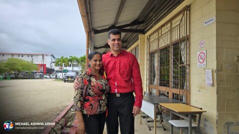 https://michaelashwinadhin.com/wp-content/uploads/2025/03/Voorleesdag-OS-Maretraite-school-Paramaribo-7-maart-2025-Michael-Ashwin-Adhin-NDP-Suriname-33.jpg
