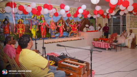 https://michaelashwinadhin.com/wp-content/uploads/2025/04/Shri-Krishna-Mandir-Maho-31-03-2025-Michael-Ashwin-Adhin-NDP-Suriname-14.jpg