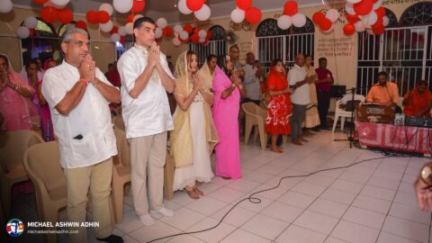 https://michaelashwinadhin.com/wp-content/uploads/2025/04/Shri-Krishna-Mandir-Maho-31-03-2025-Michael-Ashwin-Adhin-NDP-Suriname-19.jpg