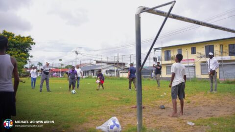 https://michaelashwinadhin.com/wp-content/uploads/2025/05/NDP-Hotspot-Paramaribo-Michael-Ashwin-Adhin-Suriname-Verkiezingen-2025-i22.jpg