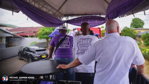 https://michaelashwinadhin.com/wp-content/uploads/2025/05/NDP-Hotspot-Paramaribo-Michael-Ashwin-Adhin-Suriname-Verkiezingen-2025-i31.jpg