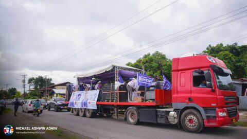 https://michaelashwinadhin.com/wp-content/uploads/2025/05/NDP-Hotspot-Paramaribo-Michael-Ashwin-Adhin-Suriname-Verkiezingen-2025-i38.jpg