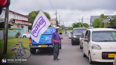 https://michaelashwinadhin.com/wp-content/uploads/2025/05/NDP-Hotspot-Paramaribo-Michael-Ashwin-Adhin-Suriname-Verkiezingen-2025-i41.jpg