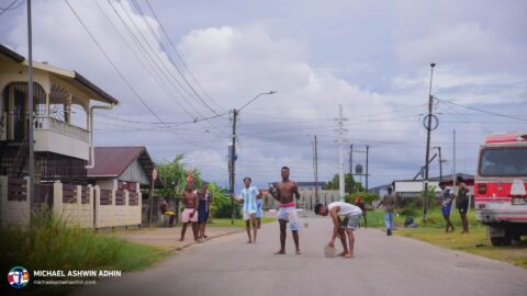 https://michaelashwinadhin.com/wp-content/uploads/2025/05/NDP-Hotspot-Paramaribo-Michael-Ashwin-Adhin-Suriname-Verkiezingen-2025-i55.jpg