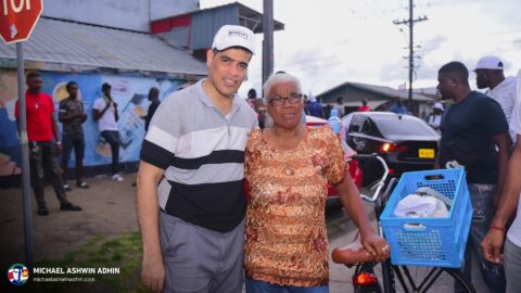 https://michaelashwinadhin.com/wp-content/uploads/2025/05/NDP-Hotspot-Paramaribo-Michael-Ashwin-Adhin-Suriname-Verkiezingen-2025-i74.jpg