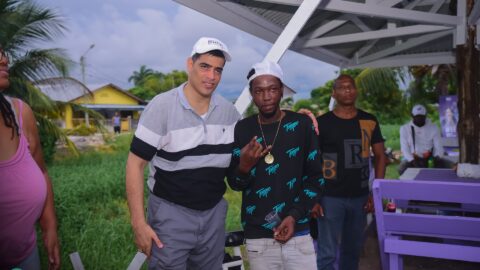 https://michaelashwinadhin.com/wp-content/uploads/2025/05/NDP-Hotspot-Paramaribo-Michael-Ashwin-Adhin-Suriname-Verkiezingen-2025-t20.jpg
