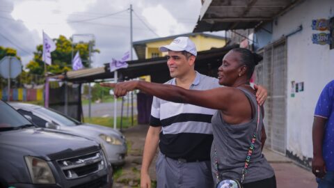https://michaelashwinadhin.com/wp-content/uploads/2025/05/NDP-Hotspot-Paramaribo-Michael-Ashwin-Adhin-Suriname-Verkiezingen-2025-t6.jpg