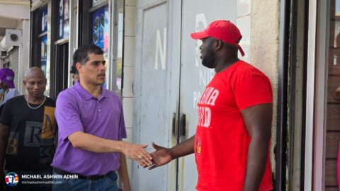 https://michaelashwinadhin.com/wp-content/uploads/2025/05/NDP-Paramaribo-Bezoek-Markt-Michael-Ashwin-Adhin-Suriname-Verkiezingen-2025-15.jpg