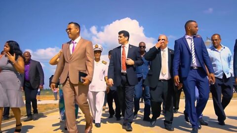 Michael Ashwin Adhin Campagne Song – “Sranan Tek Yu Bigup” (2020) [4K]